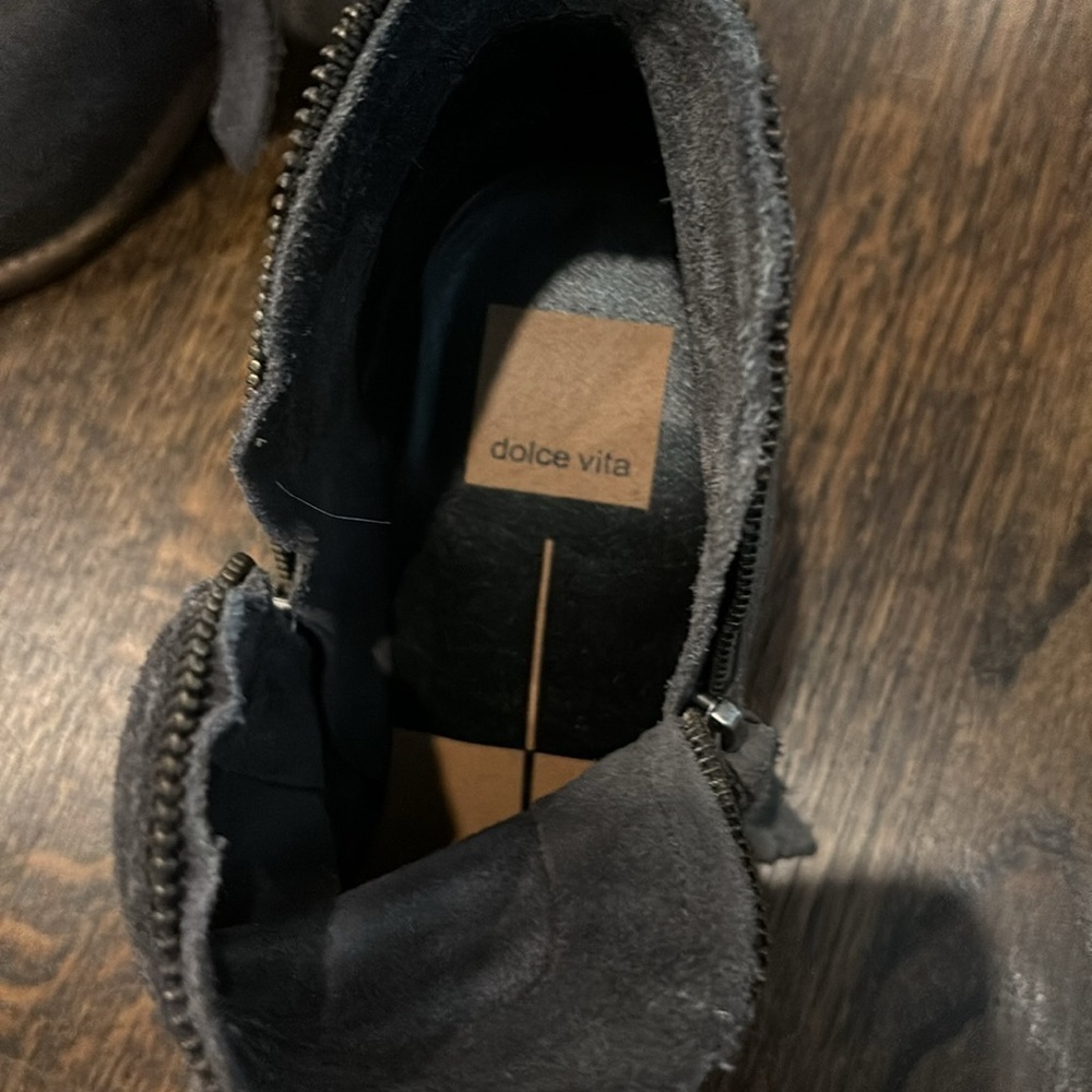 dolce Vita Grey booties - Picture 3 of 4